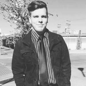 Meet your Posher, Levi